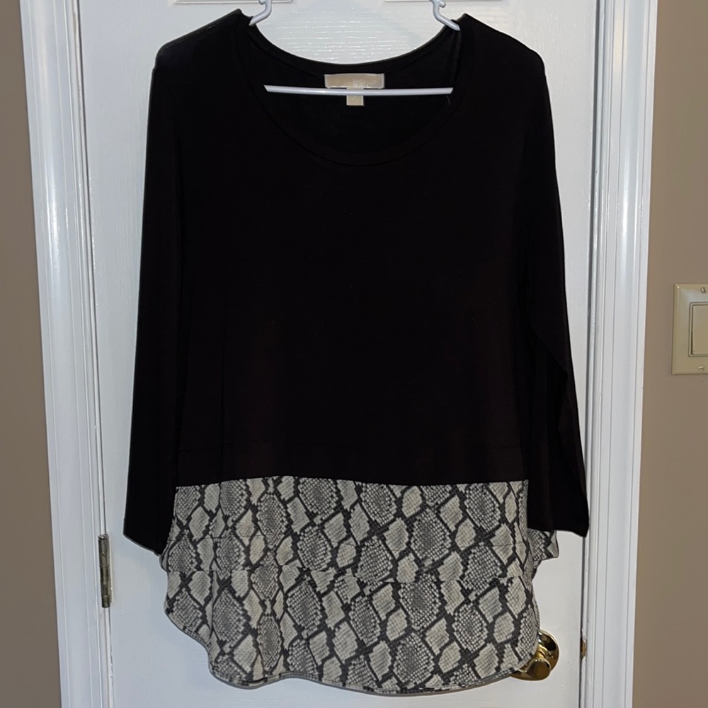 Two tone top